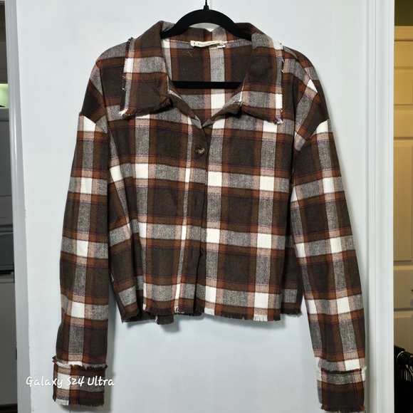 Plaid Button-Up Women's Jacket - Picture 2 of 8